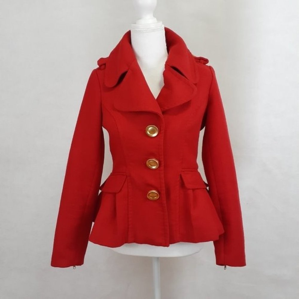 XOXO red cropped jacket with zipper Sleeves